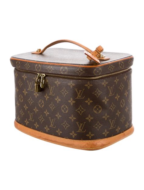 make up bag louis vuitton|cosmetic bag louis vuitton.